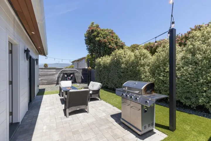 201 Miramontes Avenue, Half Moon Bay, California 94019