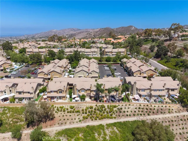 28496 Klondike Dr, Lake Forest, California 92679