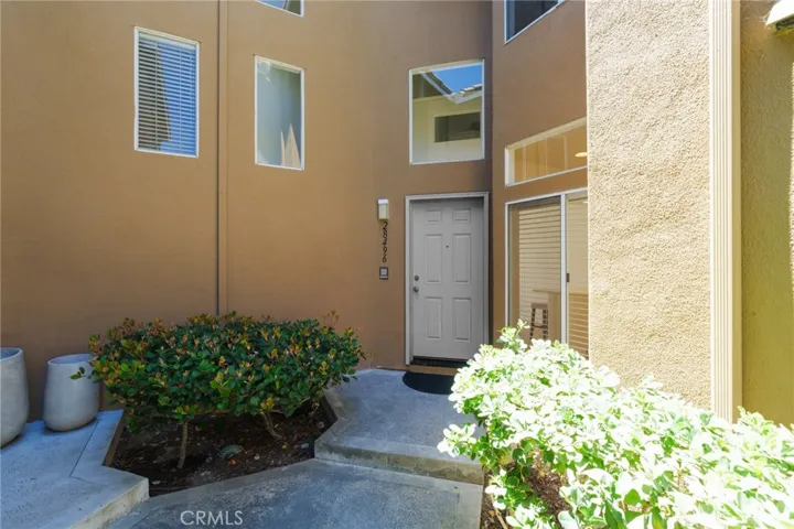 28496 Klondike Dr, Lake Forest, California 92679