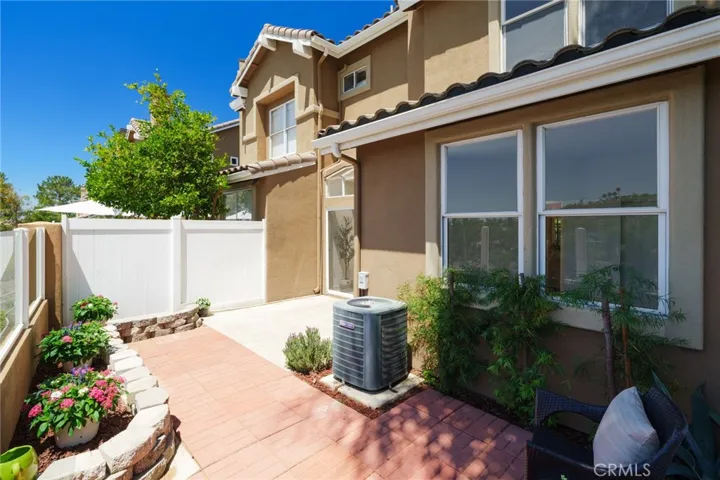 28496 Klondike Dr, Lake Forest, California 92679