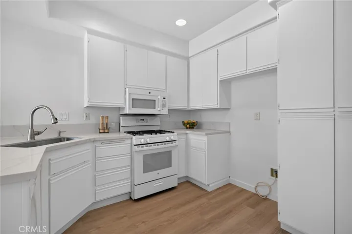 28496 Klondike Dr, Lake Forest, California 92679