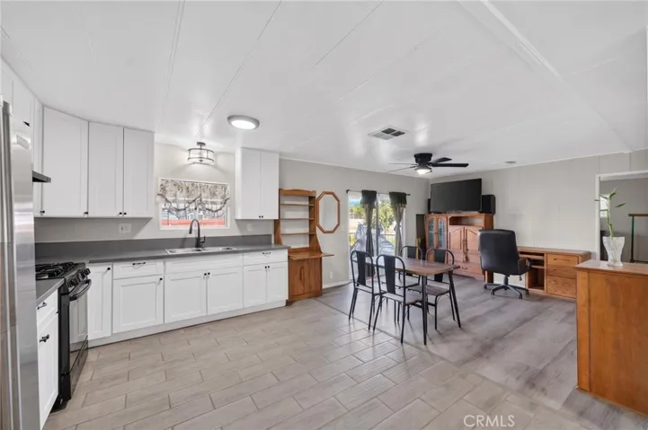 43831 Rassle, Hemet, California 92544