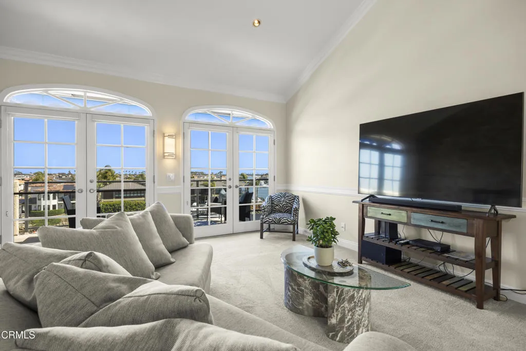 ventura-c-modern-livingroom-3-for-sale