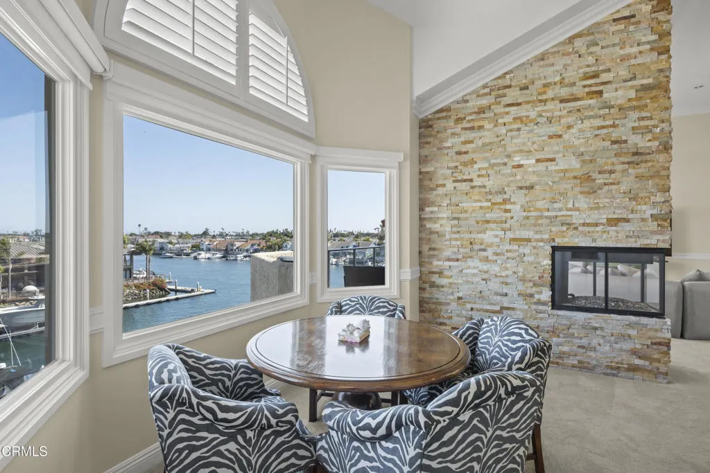 ventura-modern-diningroom-view-for-sale