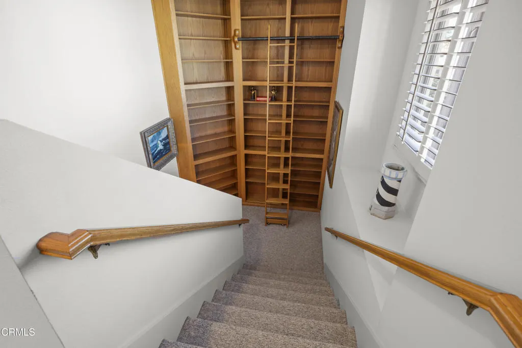 ventura-modern-book-shelf-for-sale