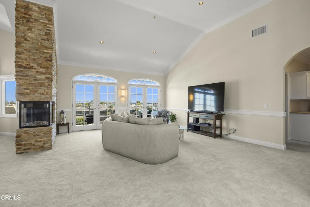 ventura-c-modern-livingroom-2-for-sale
