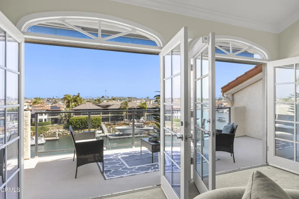 ventura-c-modern-view-2-for-sale