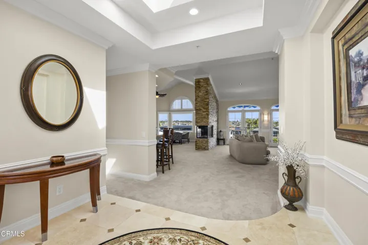 ventura-county-modern-foyer2-for-sale