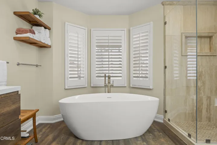 ventura-modern-tub-for-sale