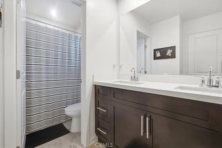 16061 Narni, Fontana, California 92336