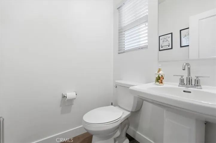 16061 Narni, Fontana, California 92336
