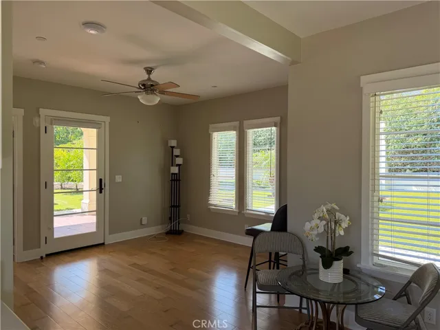 305 W Kenneth Road, Glendale, California 91202