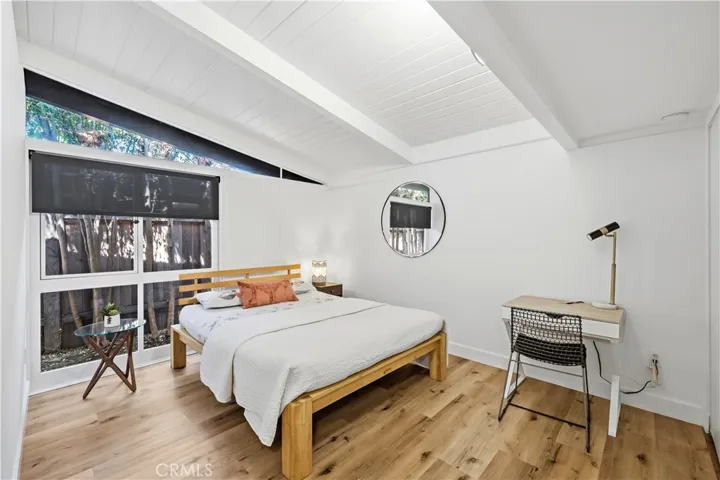 Middle Bedroom