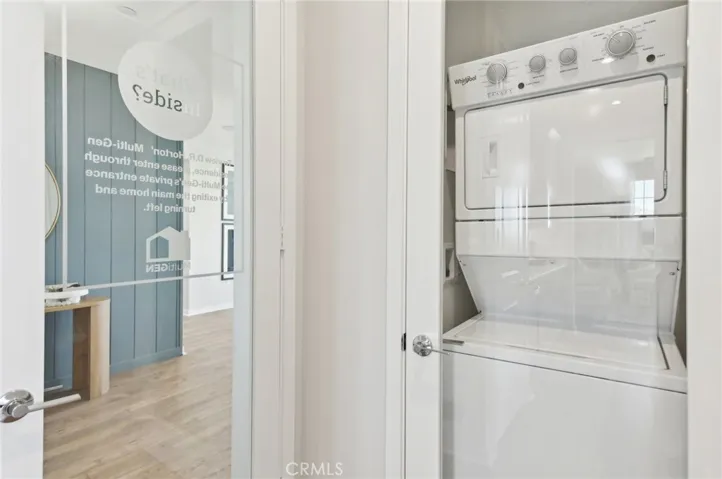 MODEL HOME - MULTIGEN LAUNDRY CLOSET
