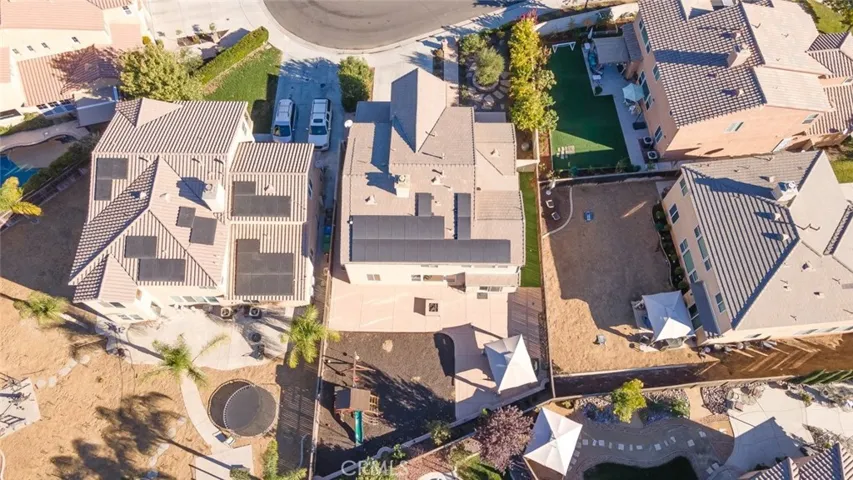 32735 Newham Court, Winchester, California 92596
