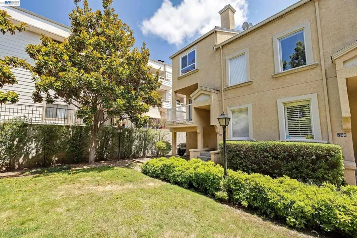 260 Estabrook St, San Leandro, California 94577