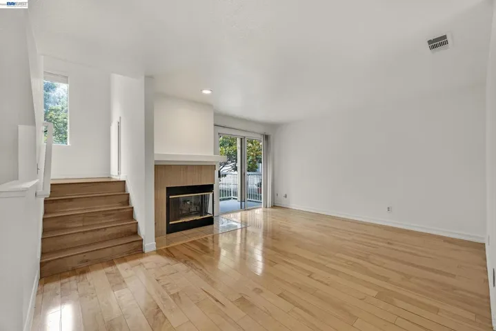 260 Estabrook St, San Leandro, California 94577