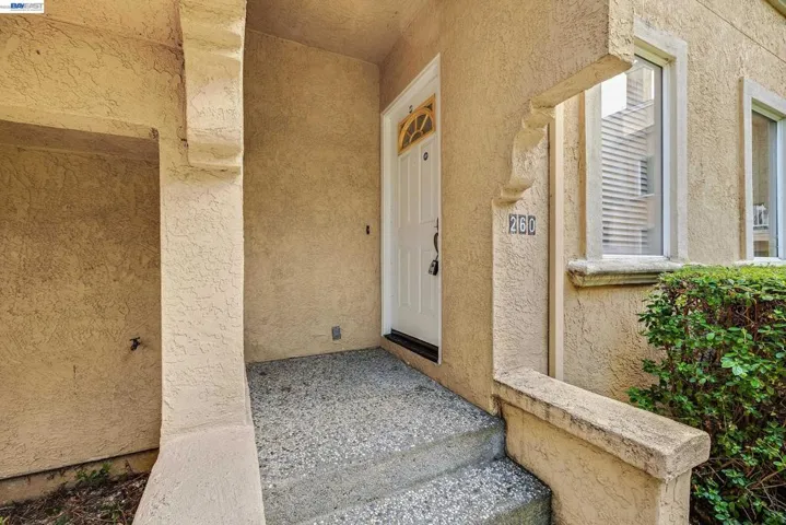 260 Estabrook St, San Leandro, California 94577