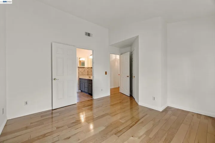 260 Estabrook St, San Leandro, California 94577