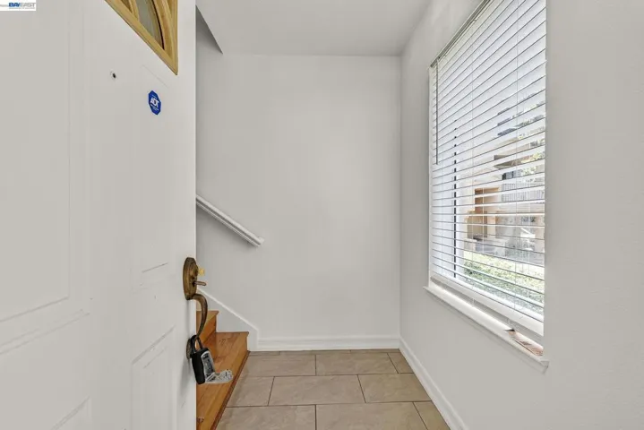 260 Estabrook St, San Leandro, California 94577