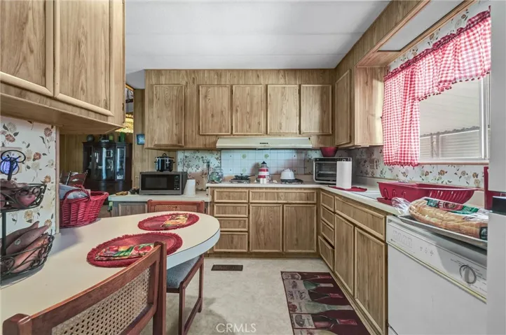 17701 S Avalon Boulevard 36, Carson, California 90746