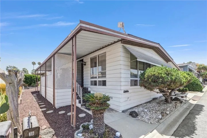 17701 S Avalon Boulevard 36, Carson, California 90746