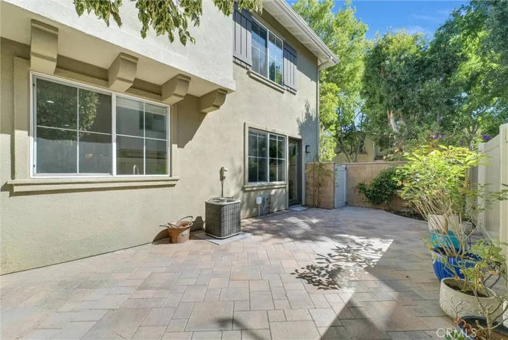 25 Bolinas, Irvine, California 92602