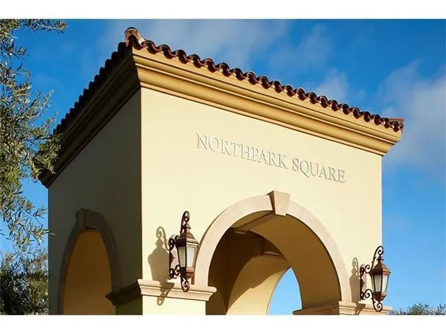 25 Bolinas, Irvine, California 92602