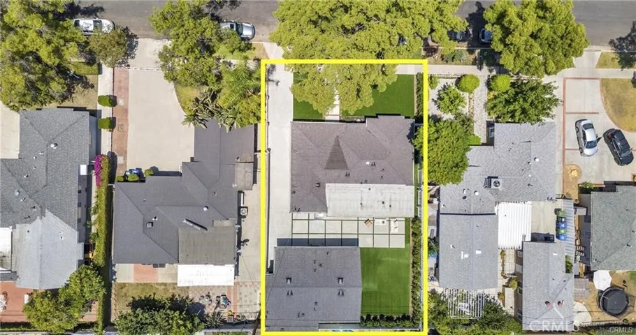 18406 Jovan Street, Tarzana, California 91335