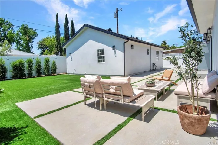 Photos were taken prior to tenant occupancy when the property was professionally staged.

