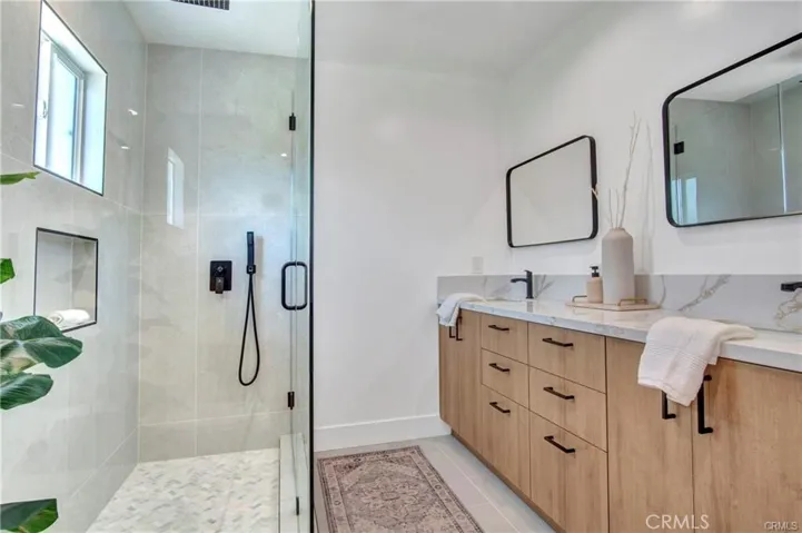 Master-Photos were taken prior to tenant occupancy when the property was professionally staged.

