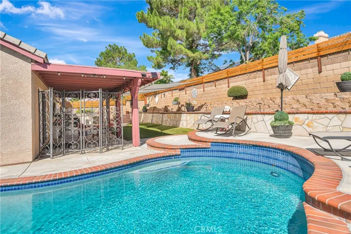 39943 Penina, Palmdale, California 93551