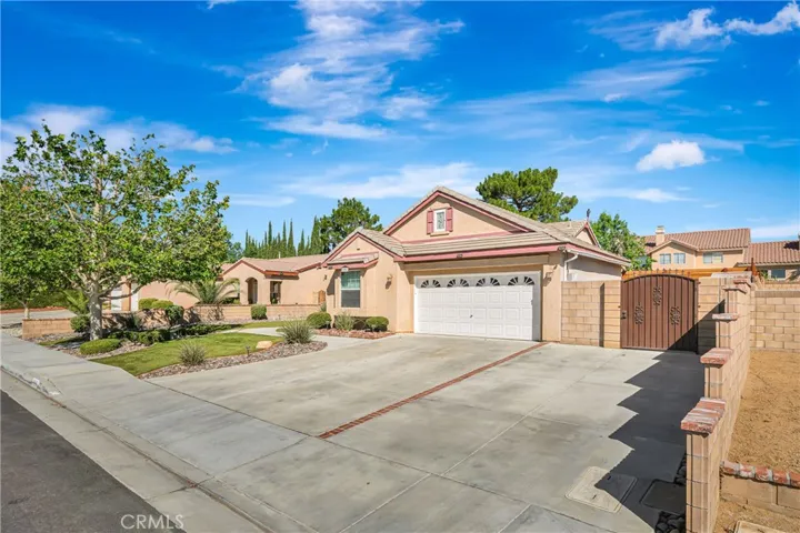 39943 Penina, Palmdale, California 93551