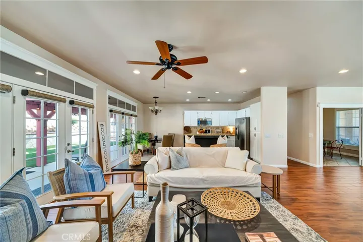39943 Penina, Palmdale, California 93551