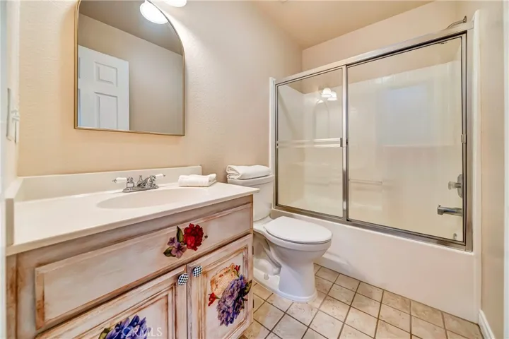 39943 Penina, Palmdale, California 93551