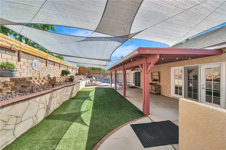 39943 Penina, Palmdale, California 93551