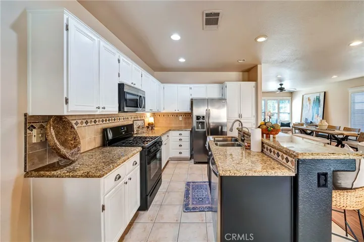 39943 Penina, Palmdale, California 93551
