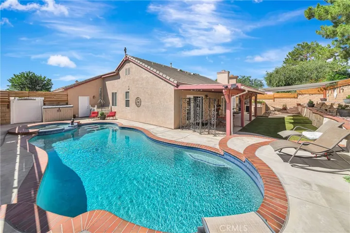 39943 Penina, Palmdale, California 93551