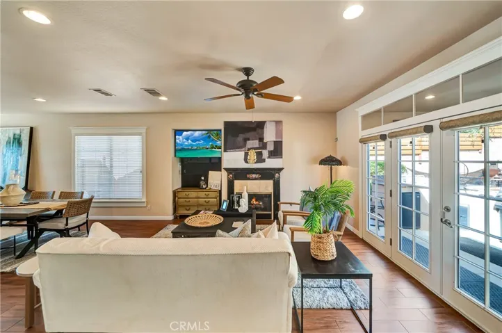 39943 Penina, Palmdale, California 93551