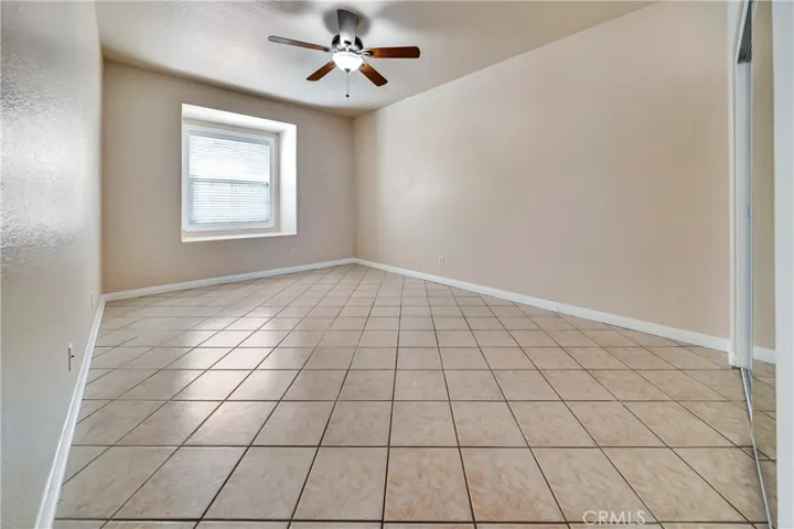 39943 Penina, Palmdale, California 93551