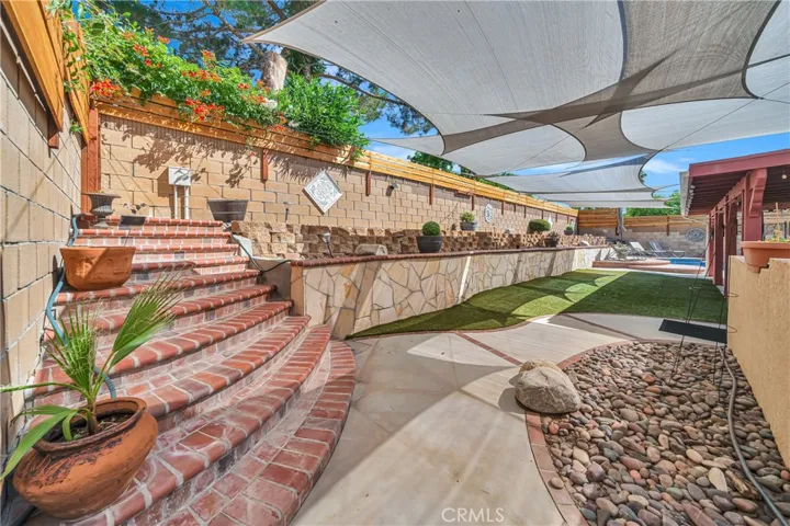 39943 Penina, Palmdale, California 93551