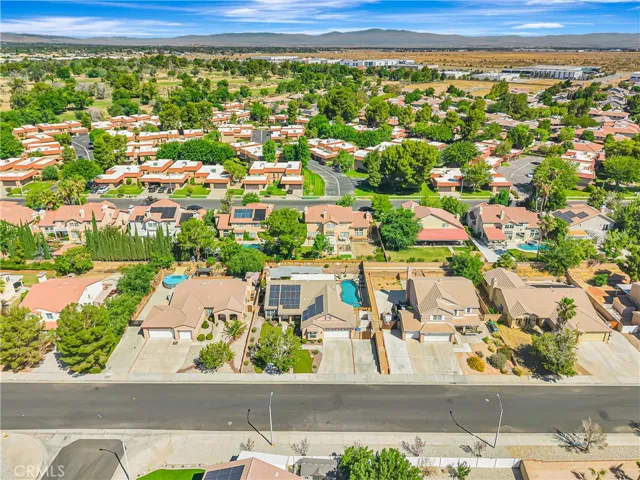 39943 Penina, Palmdale, California 93551