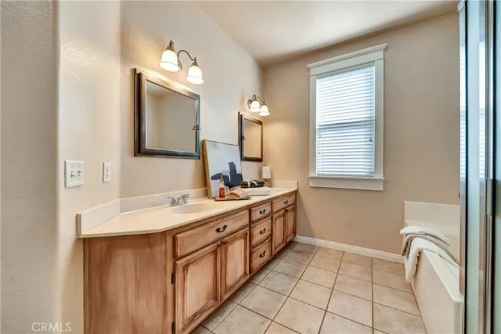 39943 Penina, Palmdale, California 93551
