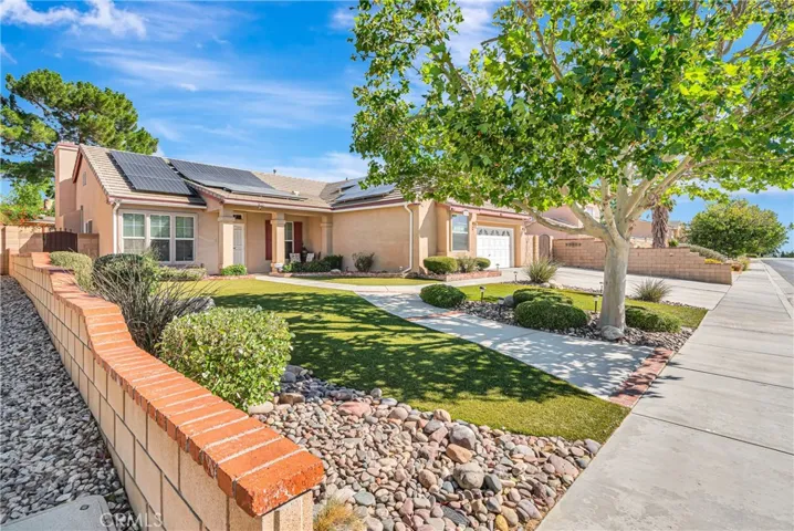 39943 Penina, Palmdale, California 93551