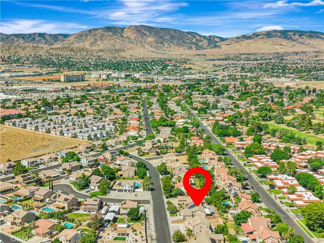 39943 Penina, Palmdale, California 93551
