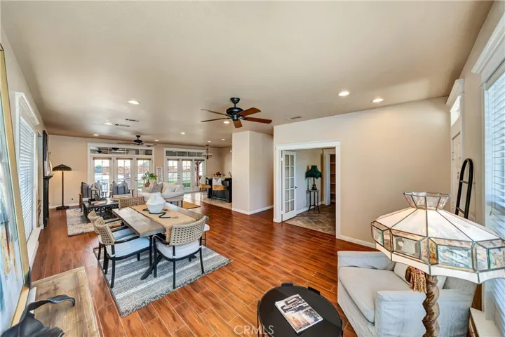39943 Penina, Palmdale, California 93551