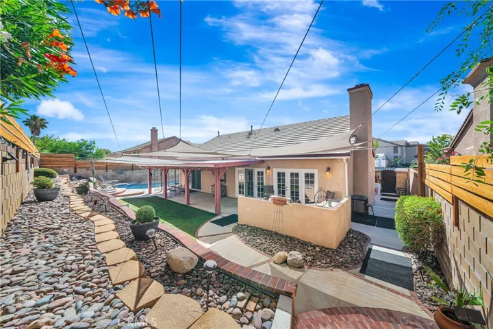 39943 Penina, Palmdale, California 93551