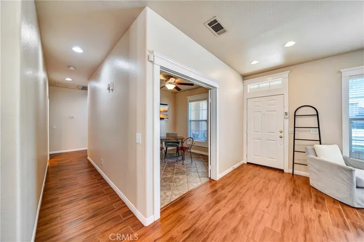 39943 Penina, Palmdale, California 93551