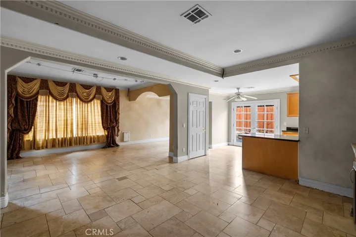 17779 Merridy, Northridge, California 91325