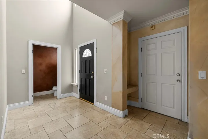 17779 Merridy, Northridge, California 91325